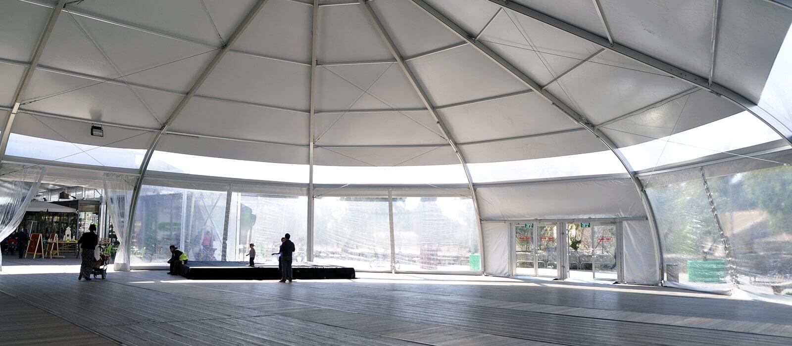 אוהלי קונסטרוקציה